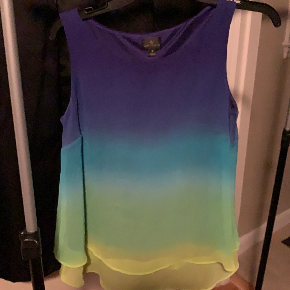 Sleeveless ladies multicolored blouse